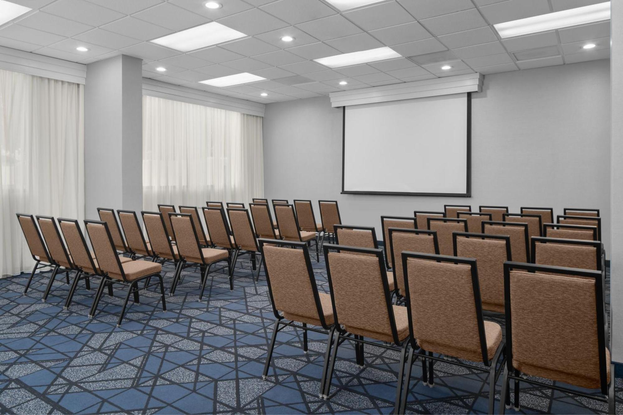 Courtyard By Marriott Cypress Anaheim / Orange County Hotel Bagian luar foto