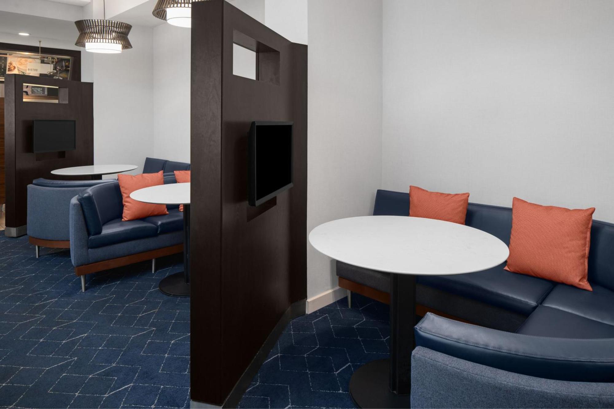 Courtyard By Marriott Cypress Anaheim / Orange County Hotel Bagian luar foto