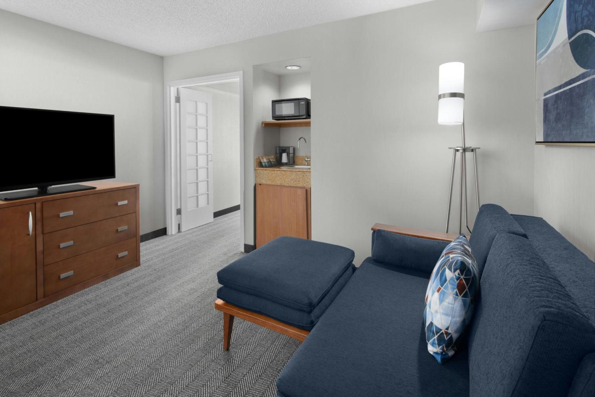 Courtyard By Marriott Cypress Anaheim / Orange County Hotel Bagian luar foto